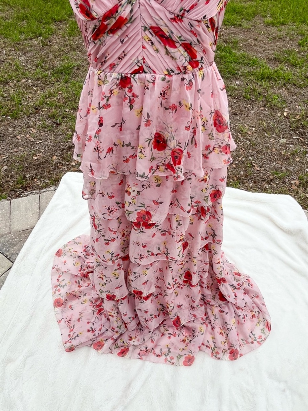 Like New Ieena for MacDuggal Pink Floral Sleeveless Tiered Tank Dress Size 8 - Picture 7 of 16